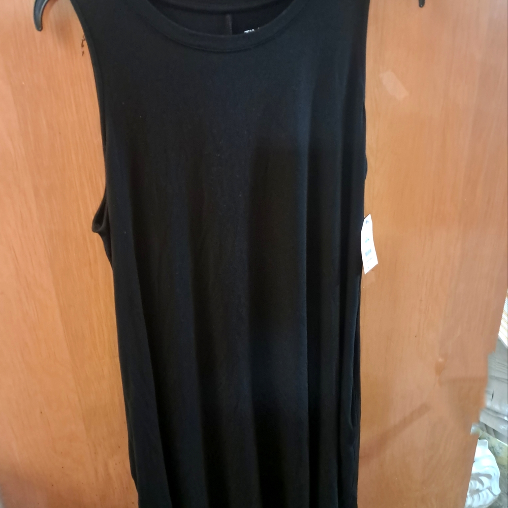 Lot of 2 Pretty Dresses NWT Time And Tru Maxi Dress Size Xl. And Brown Scalloped